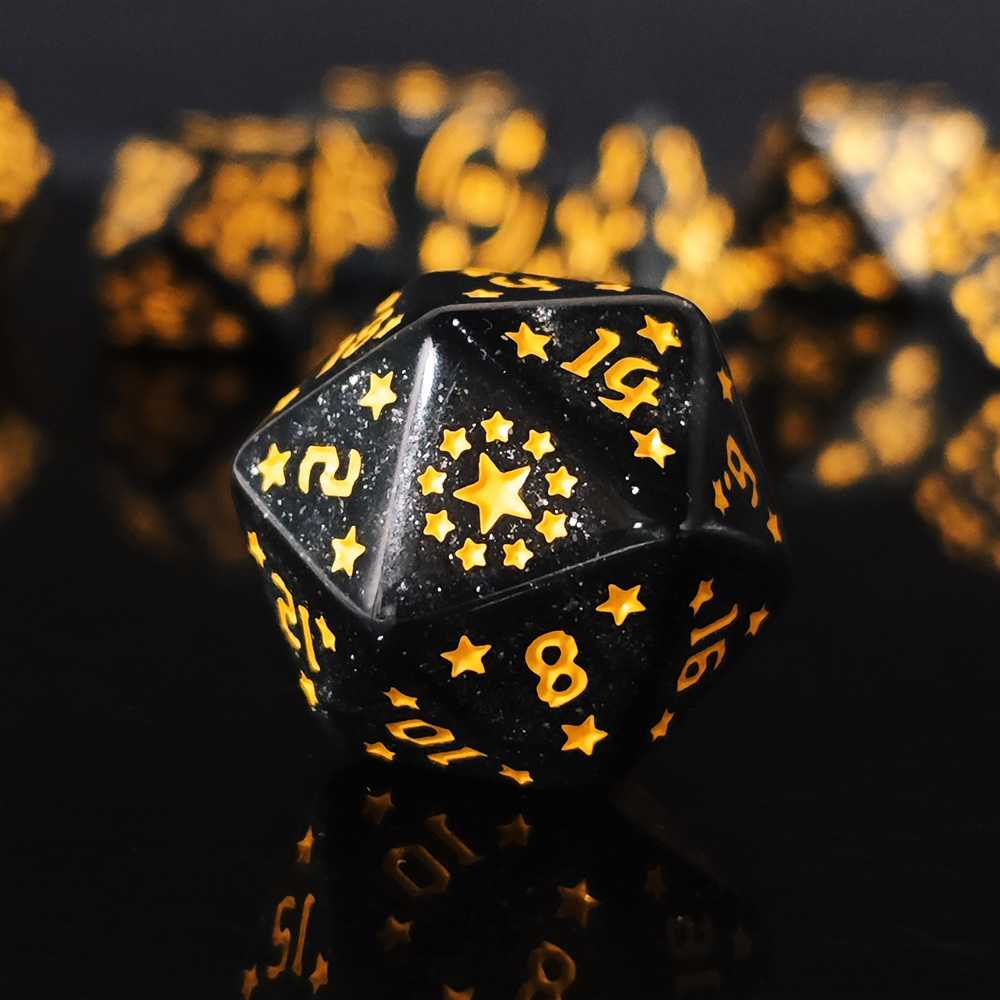 7-Piece Set of Star Dice And P - Tablet Accessories Kit recensione e prezzo